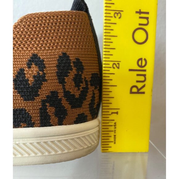 Vince Camuto Leopard Print Slip-On Sneakers Brown & Black Textile Upper Size 8 - Picture 9 of 9